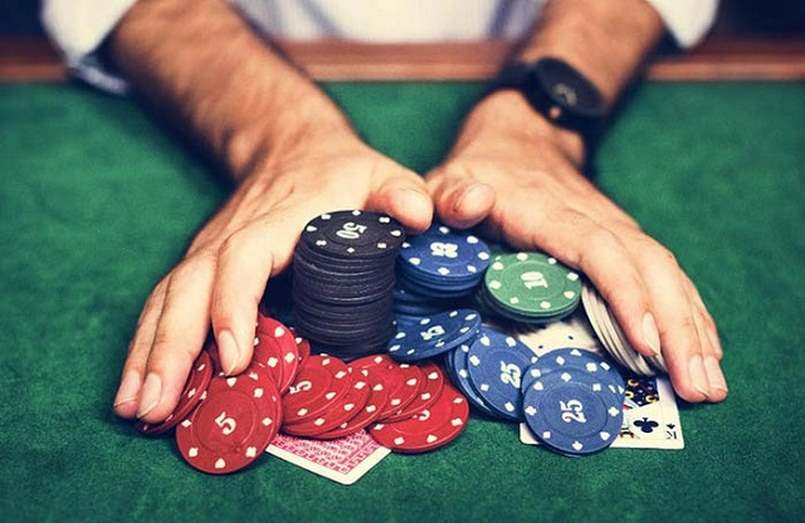 Cách chơi bài poker